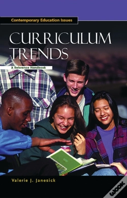 Capa do artigo Curriculum Trends