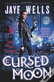 Capa do artigo Cursed Moon