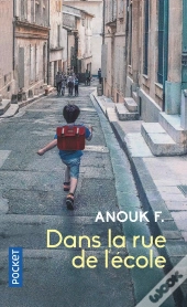 Dans La Rue De L'École