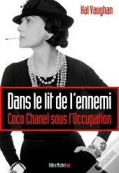 Dans Le Lit De L'Ennemi