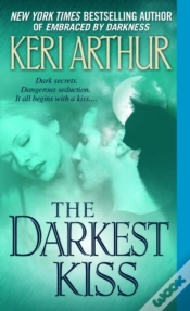 Capa do artigo Darkest Kiss