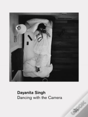 Capa do artigo Dayanita Singh