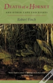 Capa do artigo Death Of A Hornet And Other Cape Cod Essays