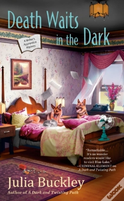 Capa do artigo Death Waits In The Dark