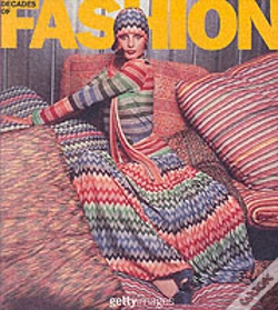 Capa do artigo Decades of Fashion