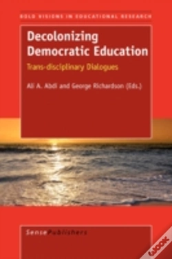 Capa do artigo Decolonizing Democratic Education