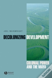 Capa do artigo Decolonizing Development