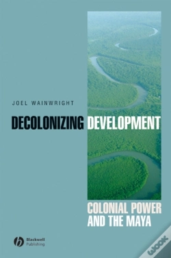 Capa do artigo Decolonizing Development