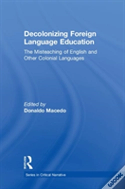 Capa do artigo Decolonizing Foreign Language Education
