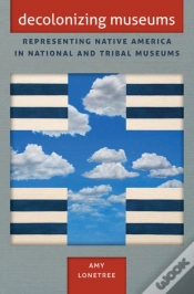 Capa do artigo Decolonizing Museums
