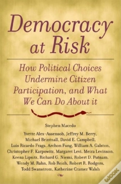 Capa do artigo Democracy At Risk