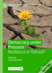Capa do artigo Democracy Under Pressure