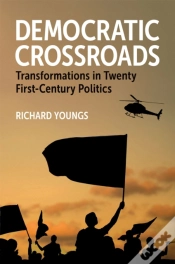 Capa do artigo Democratic Crossroads