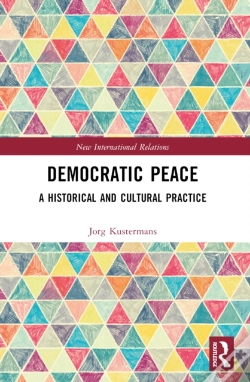 Capa do artigo Democratic Peace
