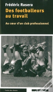 Des Footballeurs Au Travail