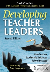 Capa do artigo Developing Teacher Leaders