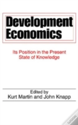 Capa do artigo Development Economics