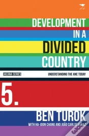 Capa do artigo Development In A Divided Country