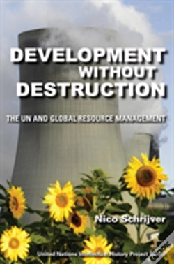 Capa do artigo Development Without Destruction