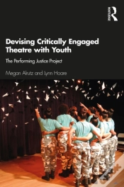 Capa do artigo Devising Critically Engaged Theatre With Youth