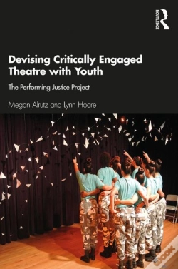 Capa do artigo Devising Critically Engaged Theatre With Youth