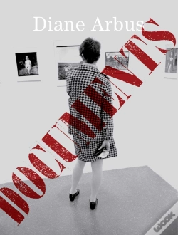 Capa do artigo Diane Arbus Documents