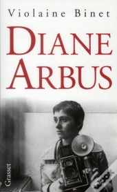 Diane Arbus ; Le Miroir Brisé