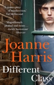 Capa do artigo Different Class