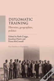 Capa do artigo Diplomatic Training