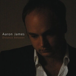 Capa do artigo Distance Between - CD