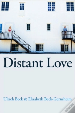 Capa do artigo Distant Love