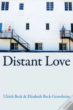Capa do artigo Distant Love