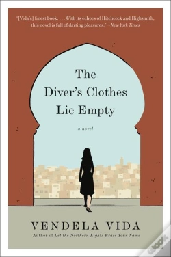 Capa do artigo Diver'S Clothes Lie Empty