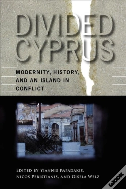 Capa do artigo Divided Cyprus