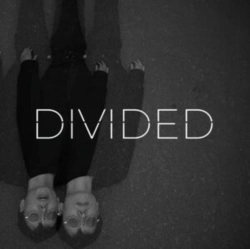 Capa do artigo Divided EP - Vinil