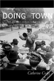 Capa do artigo Doing The Town