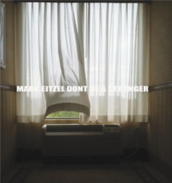 Capa do artigo Don't Be a Stranger - CD