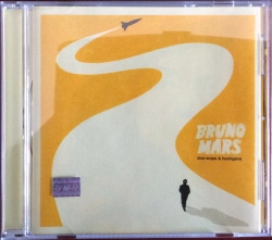 Capa do artigo Doo-Wops & Hooligans - CD