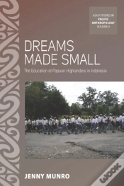 Capa do artigo Dreams Made Small