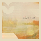 Capa do artigo Drowned In Light - CD
