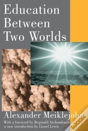 Capa do artigo Education Between Two Worlds