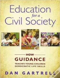 Capa do artigo Education For A Civil Society