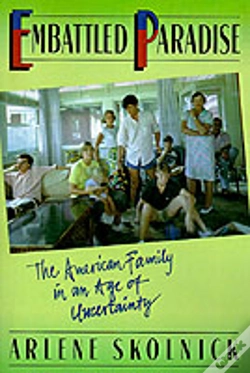 Capa do artigo Embattled Paradise