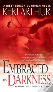 Capa do artigo Embraced By Darkness