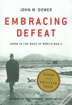 Capa do artigo Embracing Defeat
