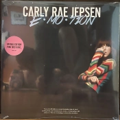 Capa do artigo E•MO•TION - Vinil