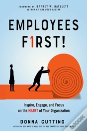 Capa do artigo Employees First!