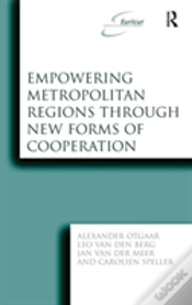 Capa do artigo Empowering Metropolitan Regions Through New Forms Of Cooperation