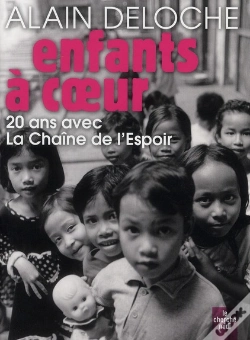 Capa do artigo Enfants À Coeur ; 20 Ans Avec La Chaîne De L'Espoir