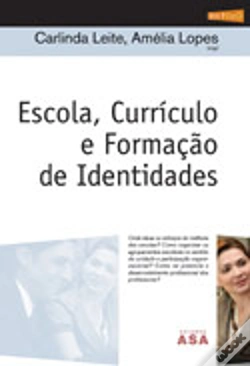 Capa do artigo Escola, Currículo e Formação de Identidades